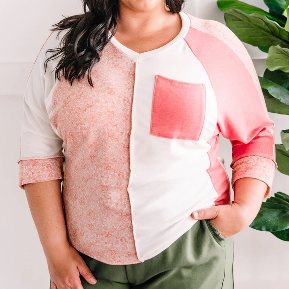 NWOT Haptics Raglan 3/4 sleeve Coral Patchwork shirt/top, size Large - Picture 1 of 7